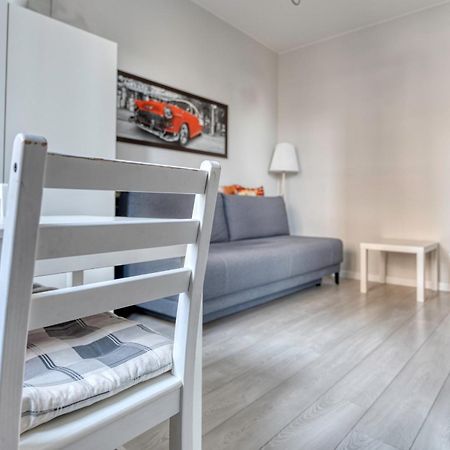 Airport Residence Green Варшава Екстериор снимка