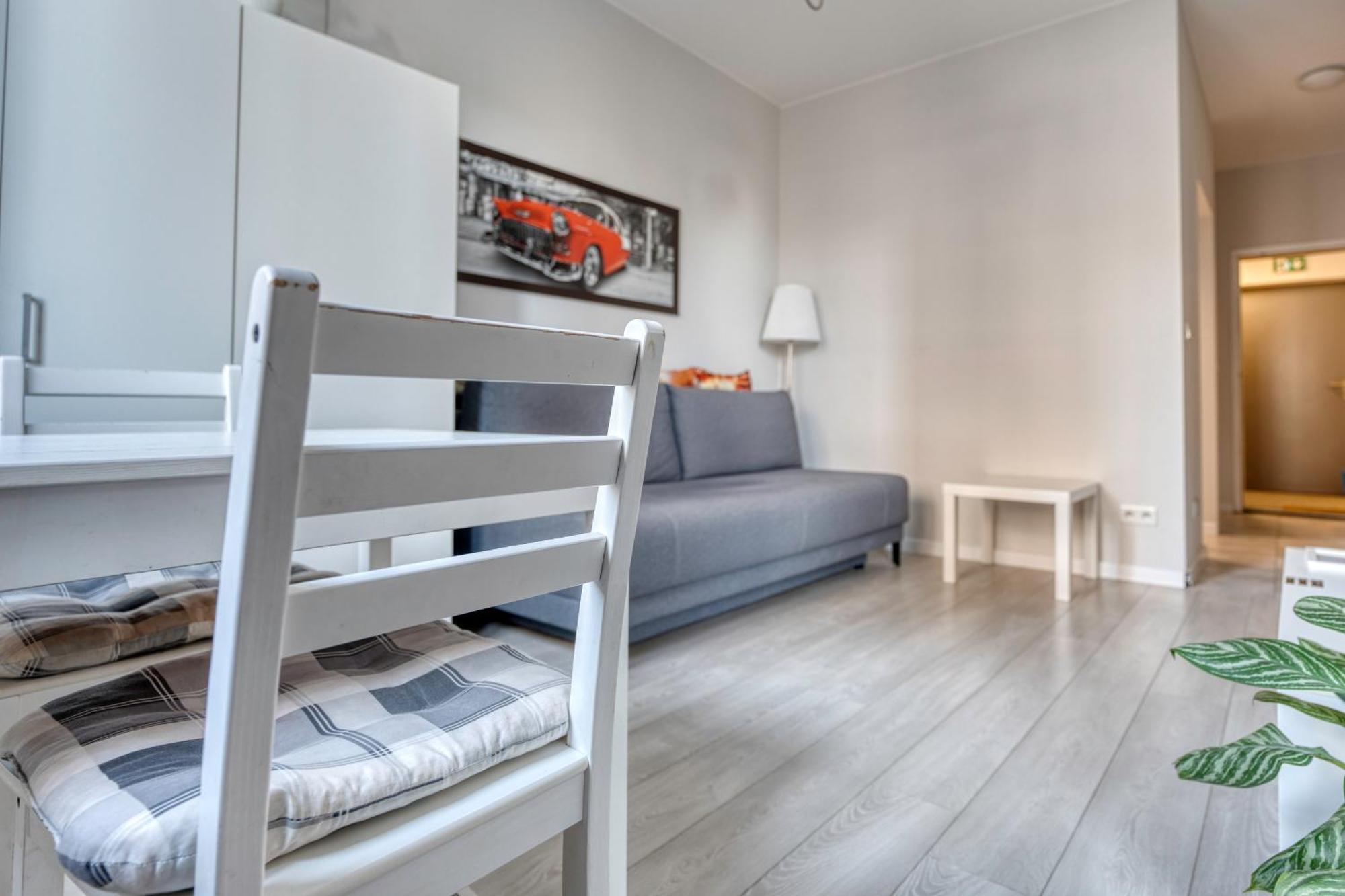 Airport Residence Green Варшава Екстериор снимка